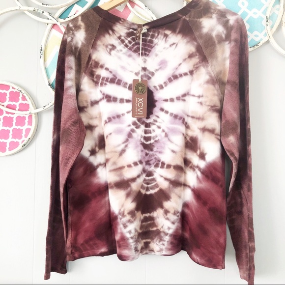 NWT XCVI Women's Maverick Pullover Tie Dye - Picture 4 of 4